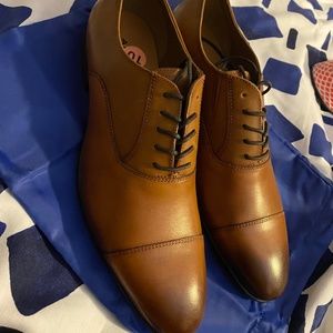 Men dress shoes